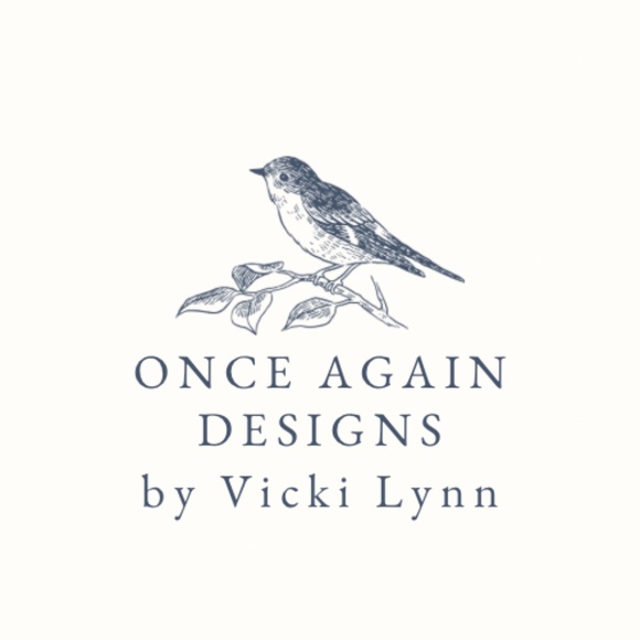 ARTISAN Necklace “Pearls in the Mist” on Sepia Long Crocheted Wrap - Picture 6 of 14